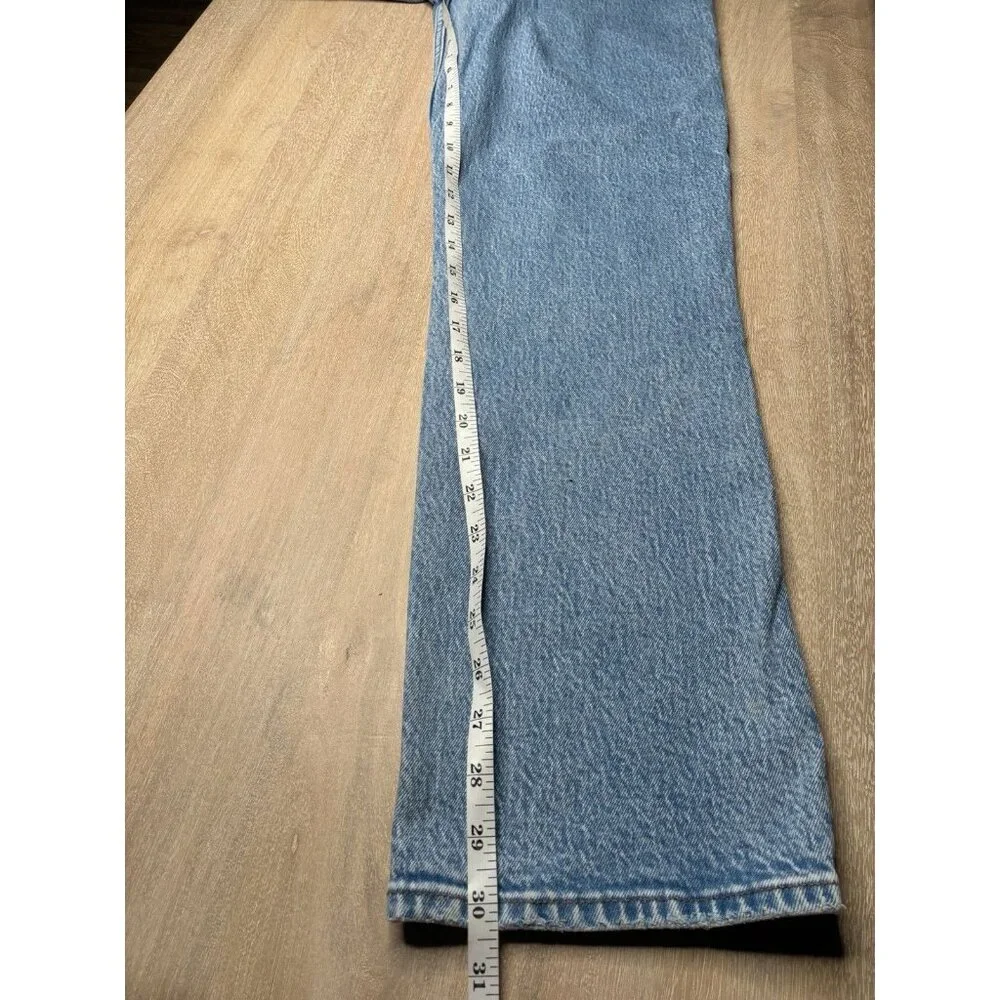 Abercrombie Curve Love 90s Straight Ultra High Rise Jeans Size 27 Light Wash - Picture 4 of 7
